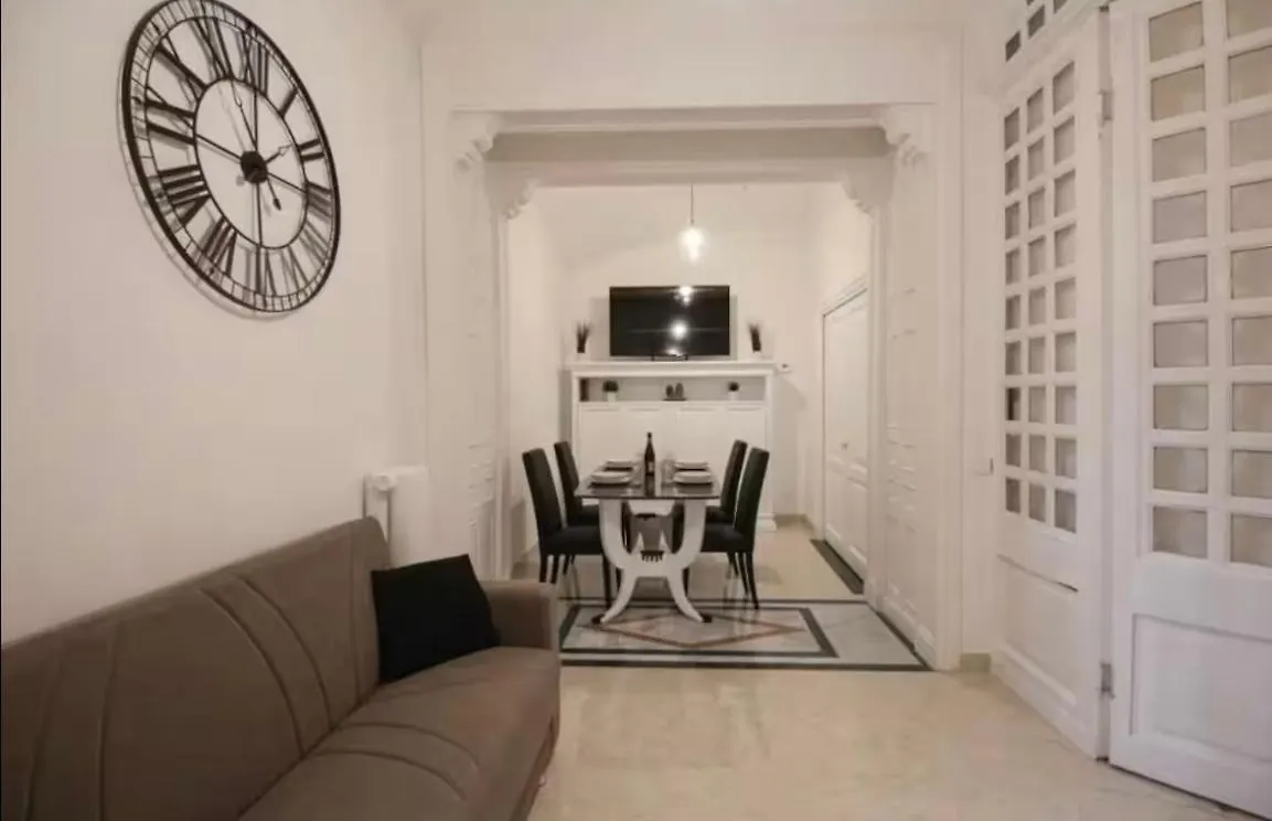 Tuscolana Apartments Rom